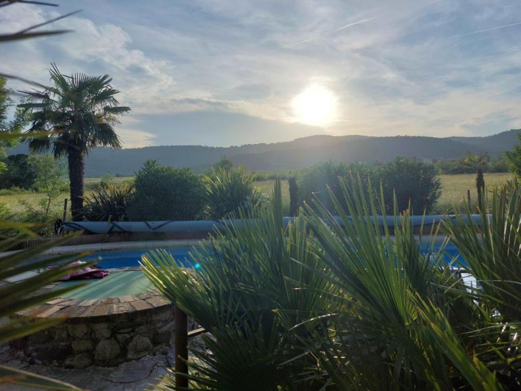 Chambres D'Hotes, B&B La Musardiere Alba-la-Romaine Dış mekan fotoğraf